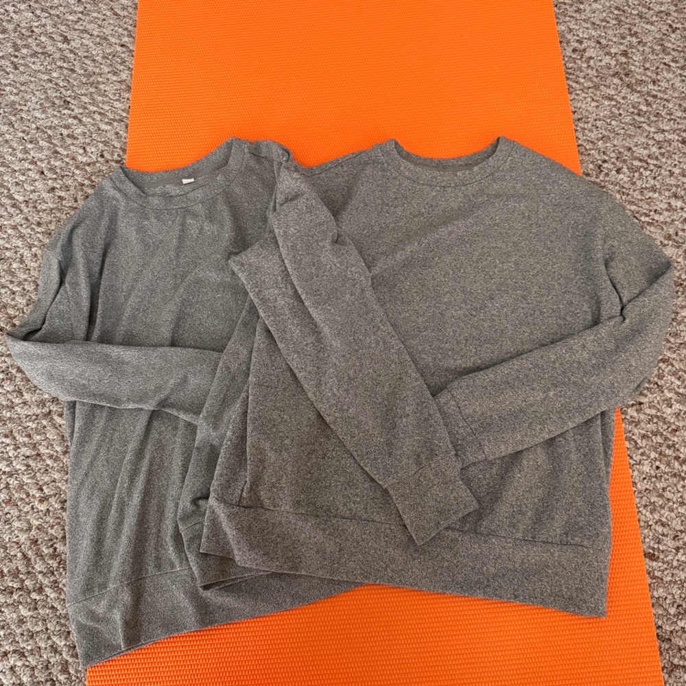Uniqlo Soft Lnitted Fleece Long sleeve Shirts Bundle of Two Gray XS